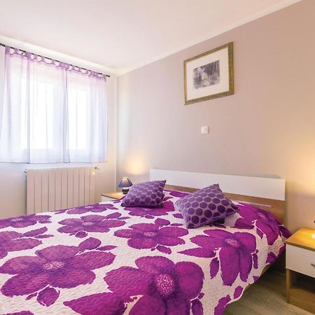 Cozy Home In Frkeci With Outdoor Swimming Pool Barban Esterno foto